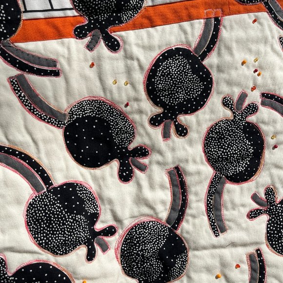 Handmade Quilt "Pomegranates Gone Wild" Black & Orange MCM White beads 36 x 31" - Picture 7 of 13